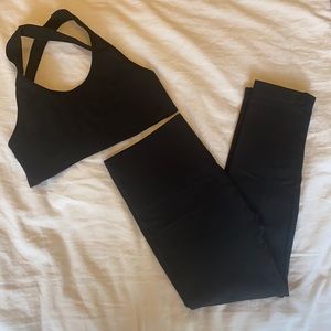 TLA by Morgan Stewart Sport black set M/L